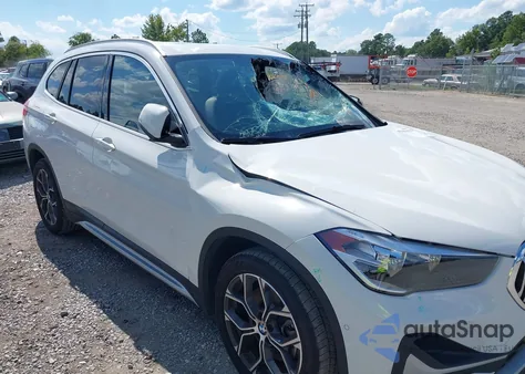 2020 BMW X1 xDrive28I из США, поврежденный, VIN WBXJG9C09L5R73288